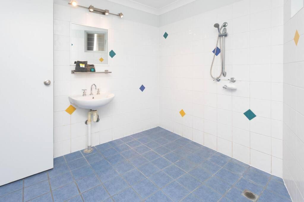 Airlie Sun & Sand Motel Accommodation #4 Airlie Beach Extérieur photo