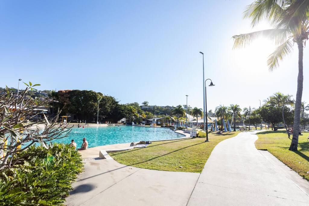 Airlie Sun & Sand Motel Accommodation #4 Airlie Beach Extérieur photo